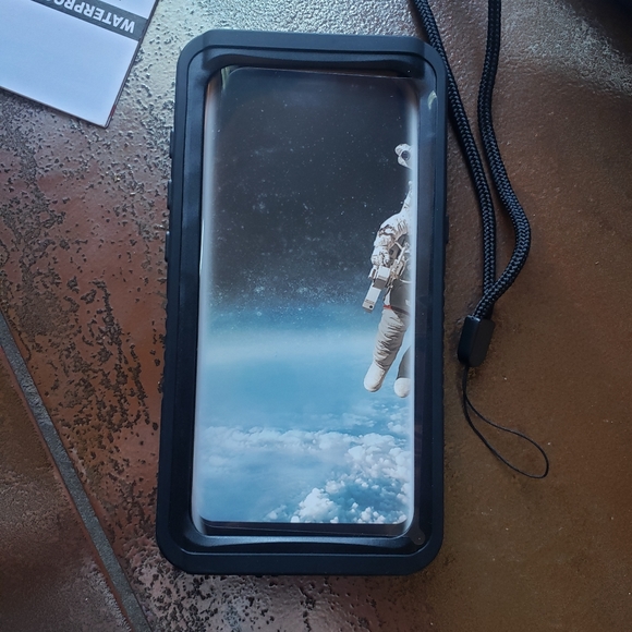 Water Proof Black Case for Galaxy S8 - Picture 6 of 8